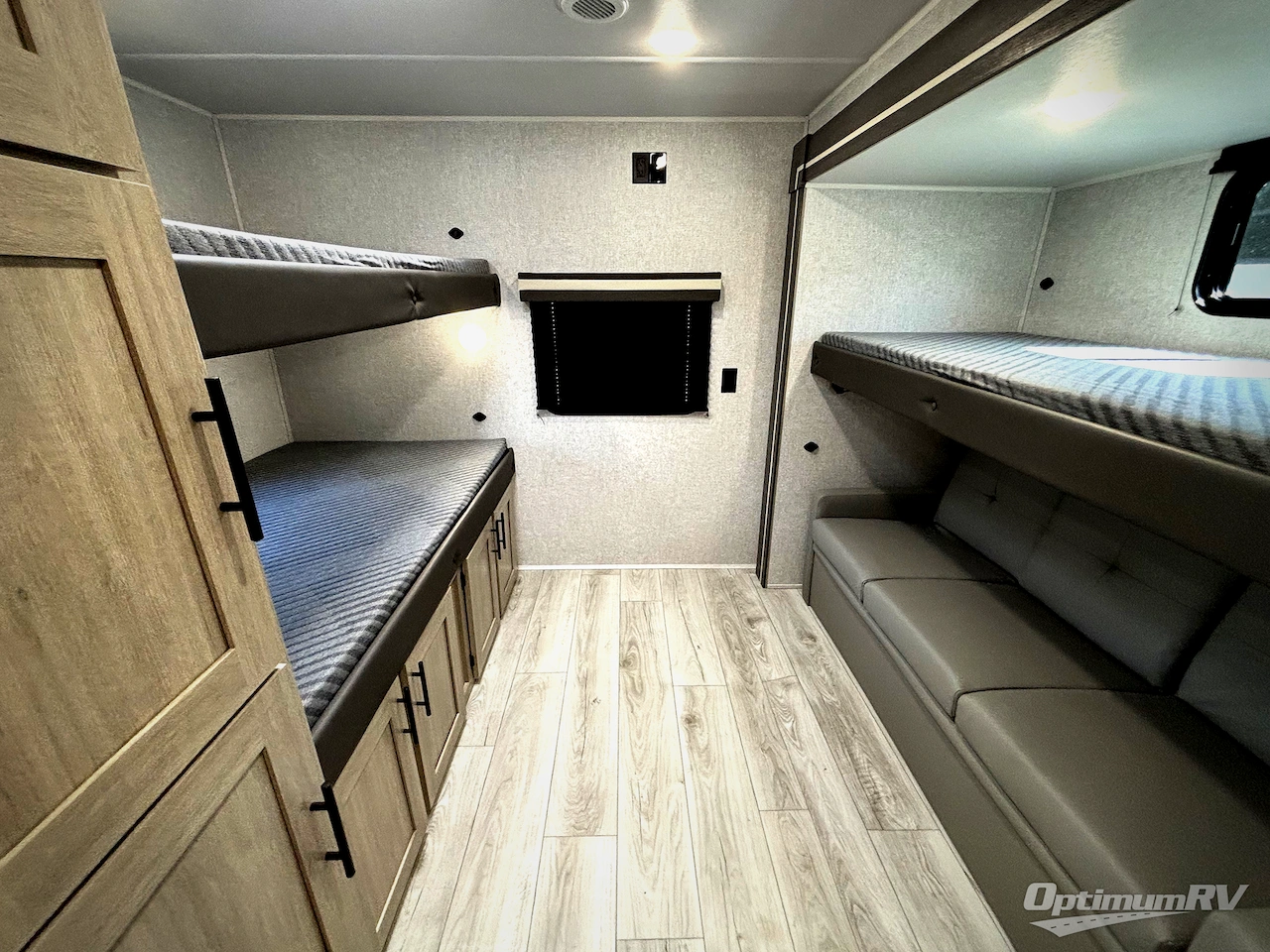 2026 East To West Della Terra 312BH Photo 15