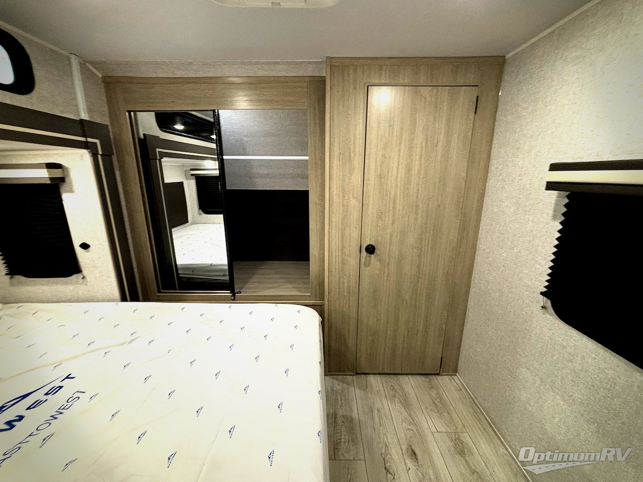 2026 East To West Della Terra 263RK Photo 9