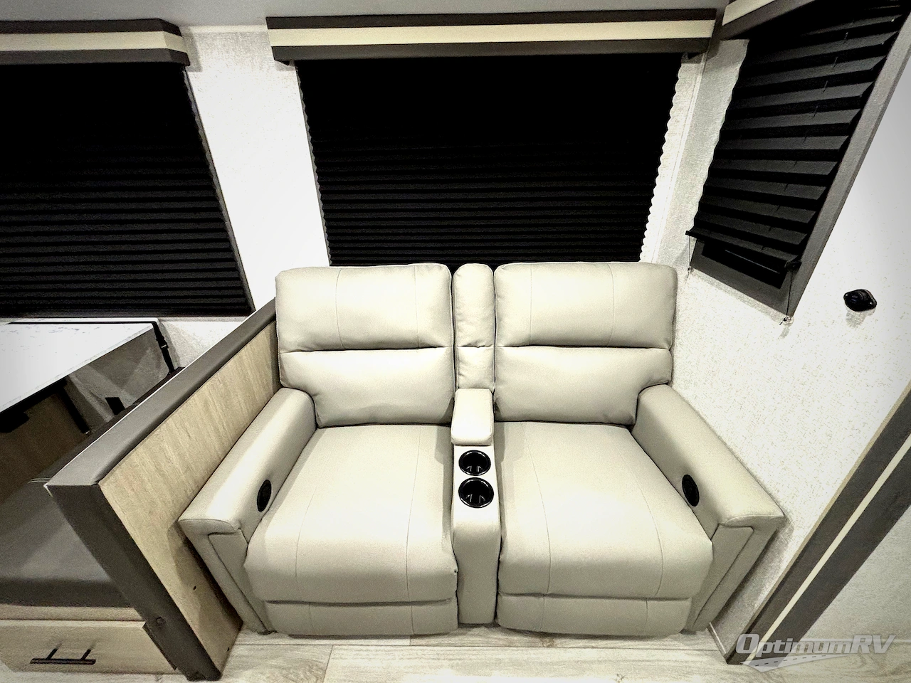 2026 East To West Della Terra 263RK Photo 14