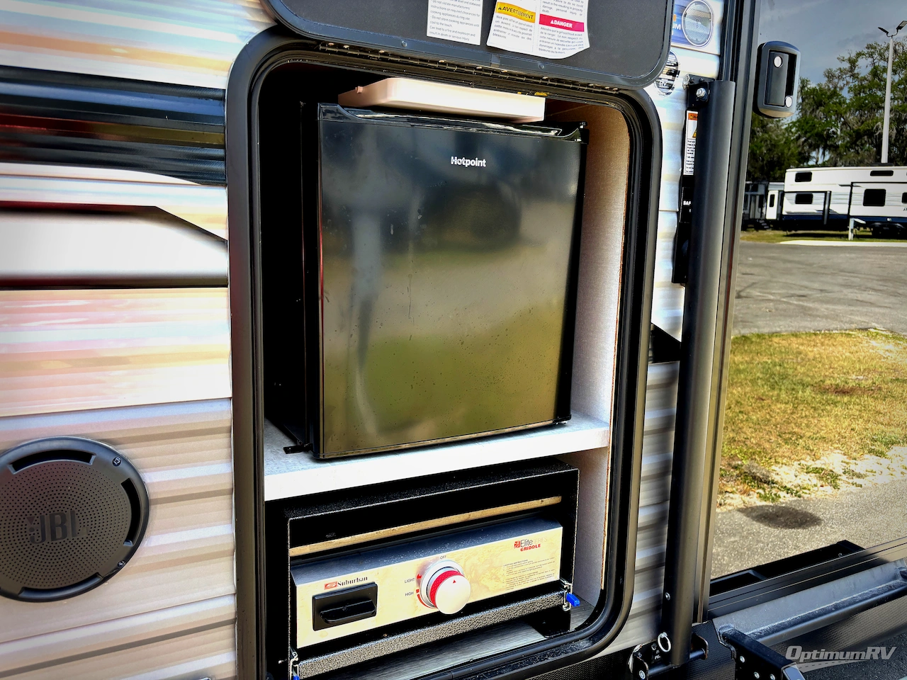 2025 Coachmen Catalina Legacy Edition 243RBS Photo 12