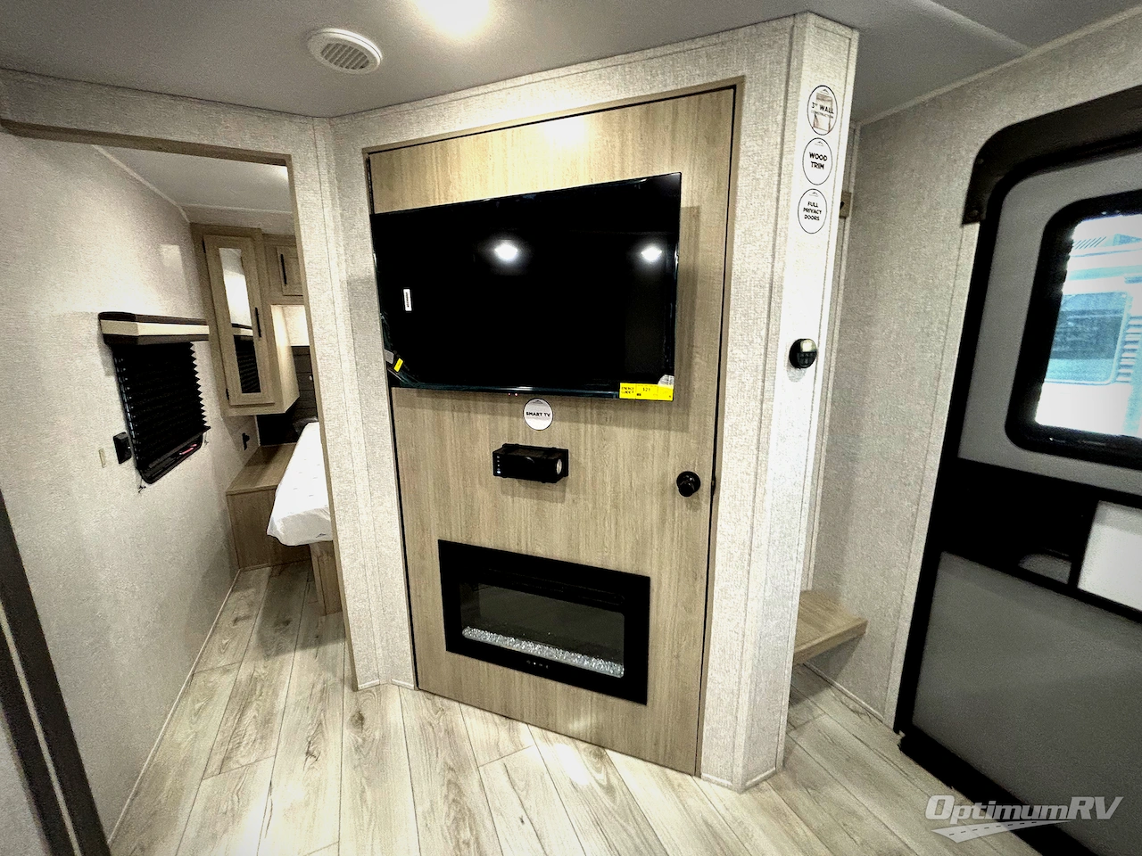 2026 East To West Della Terra 275BH Photo 8