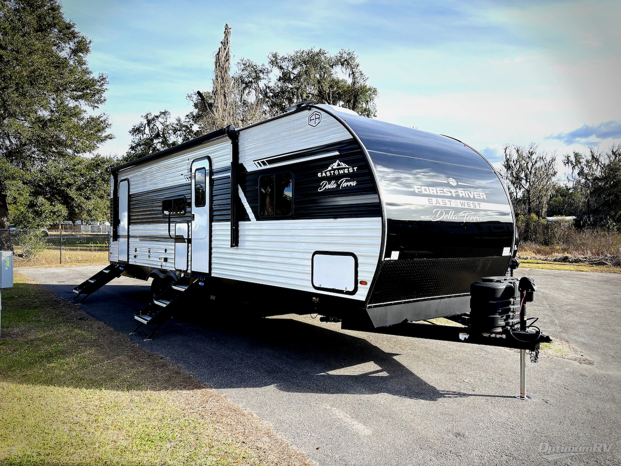 2026 East To West Della Terra 275BH Photo 1