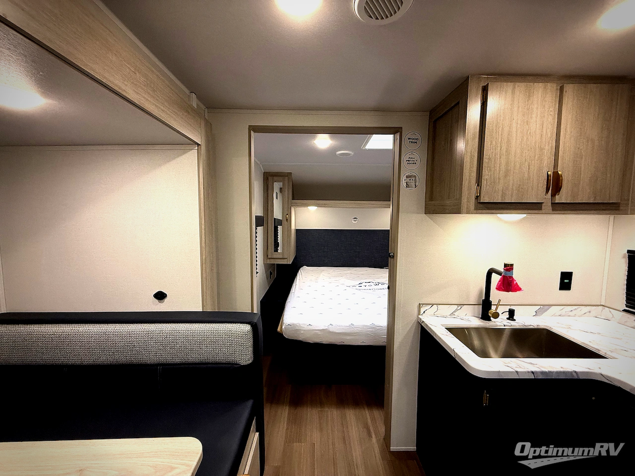 2026 East To West Acclaim 2600RB Photo 20