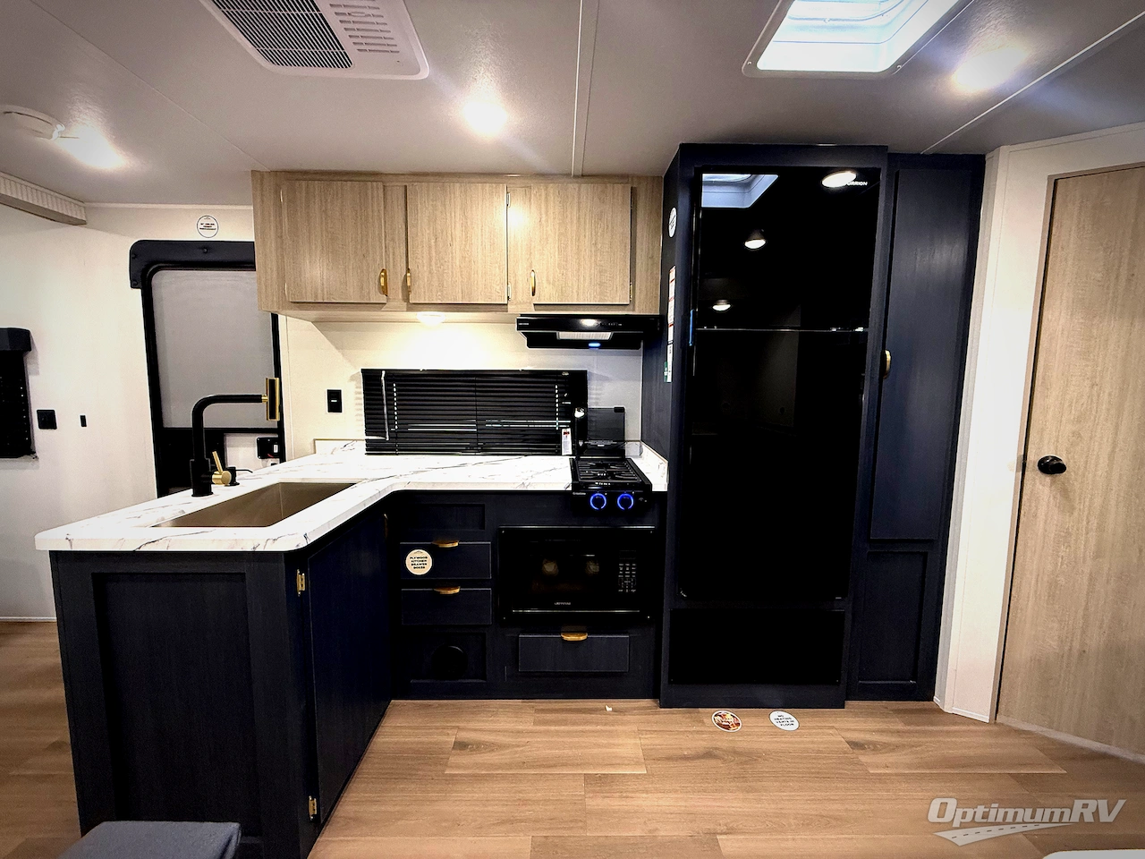 2026 East To West Acclaim 2700BH Photo 10