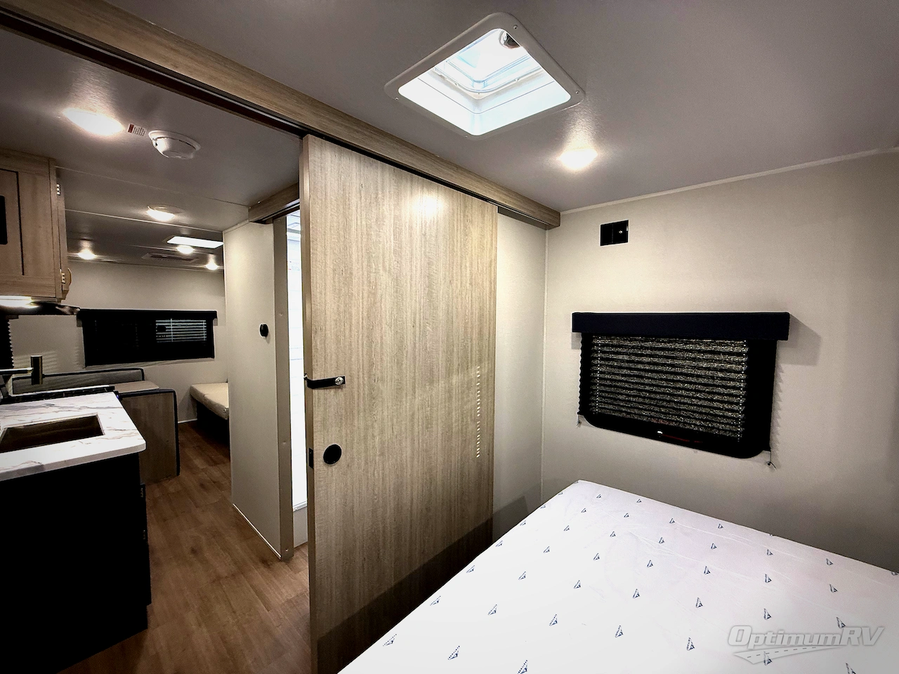 2026 East To West Acclaim 2300RD Photo 8