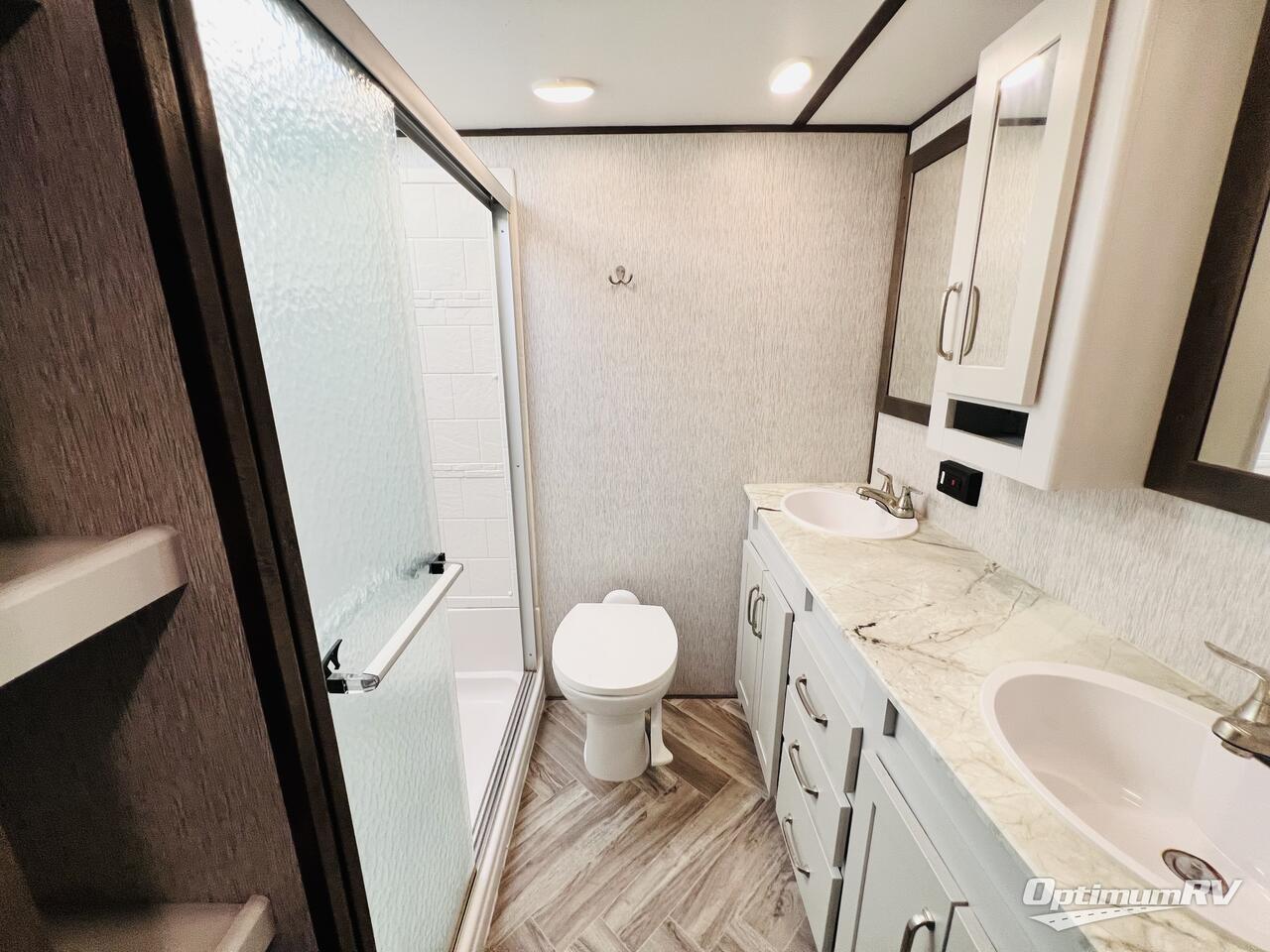2020 Dutchmen Astoria PLATINUM 3173RLP Photo 16