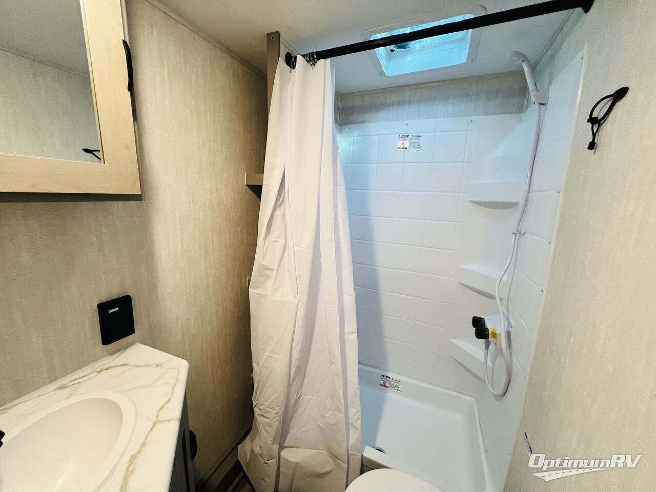 2025 Forest River Viking 4K Series 18DBS Photo 17
