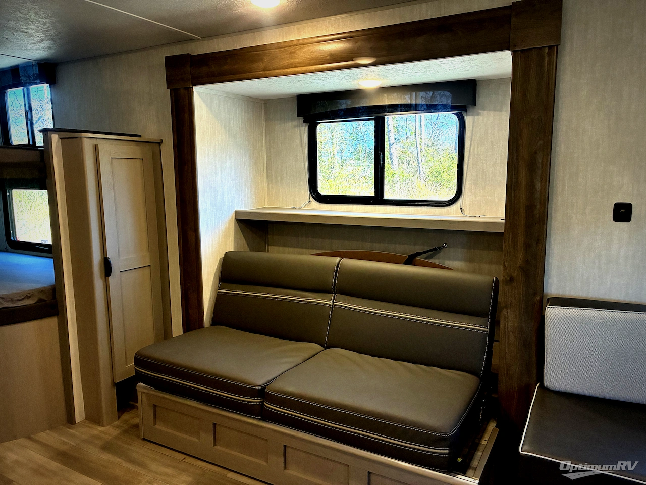 2025 Forest River Viking 4K Series 18DBS Photo 5