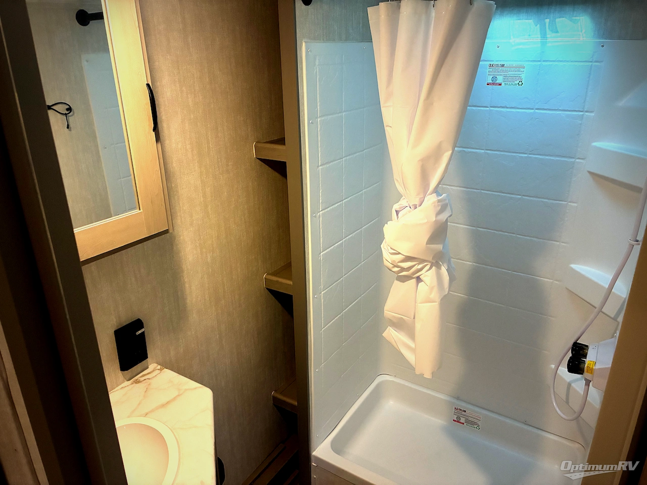 2025 Forest River Viking 4K Series 18DBS Photo 8