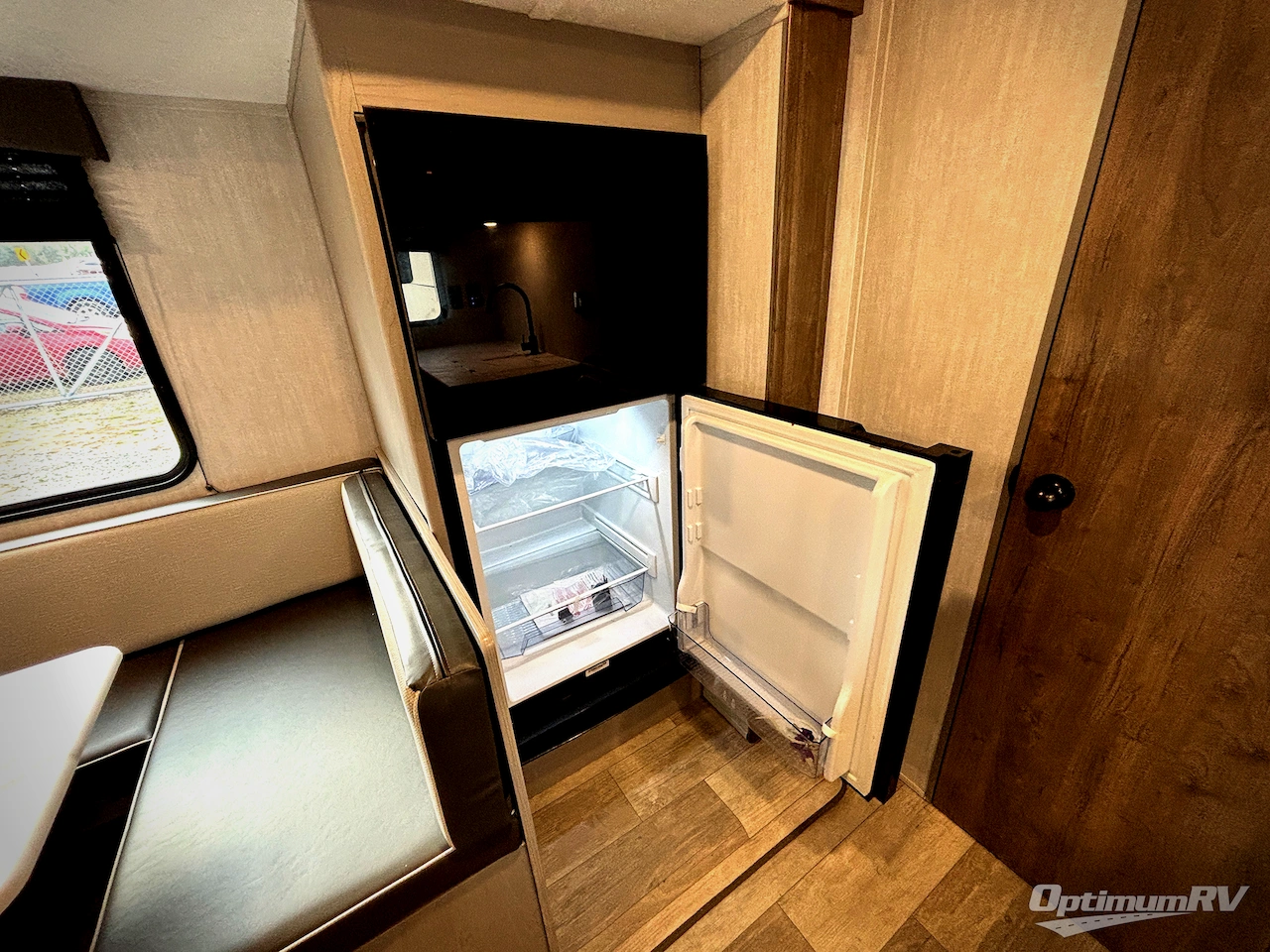 2025 Forest River Viking 6K Series 262BHS Photo 7