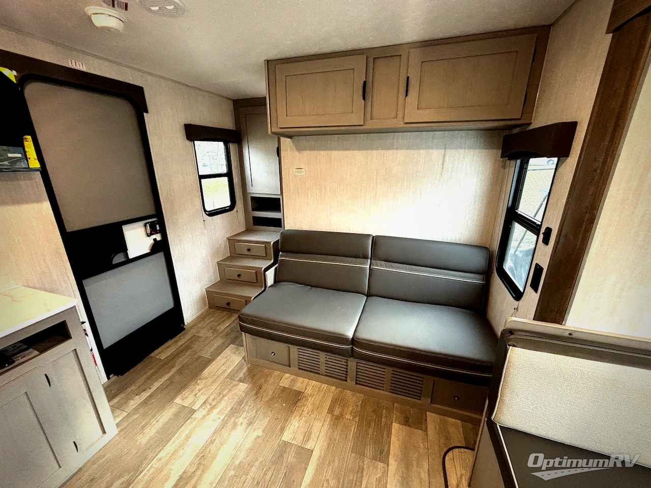 2025 Forest River Viking 6K Series 262BHS Photo 8