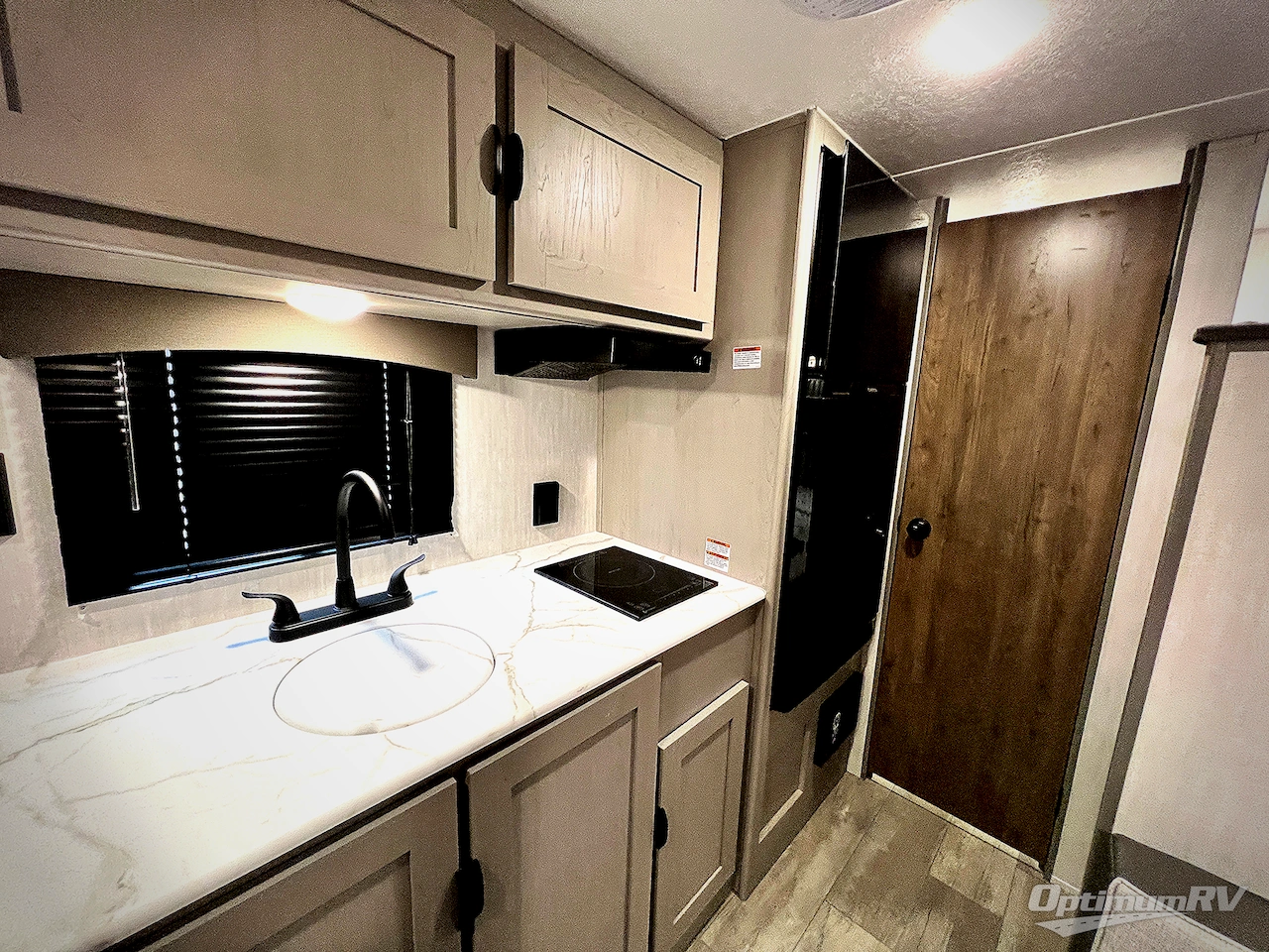 2025 Forest River Viking 3K Series 17SBH Photo 7