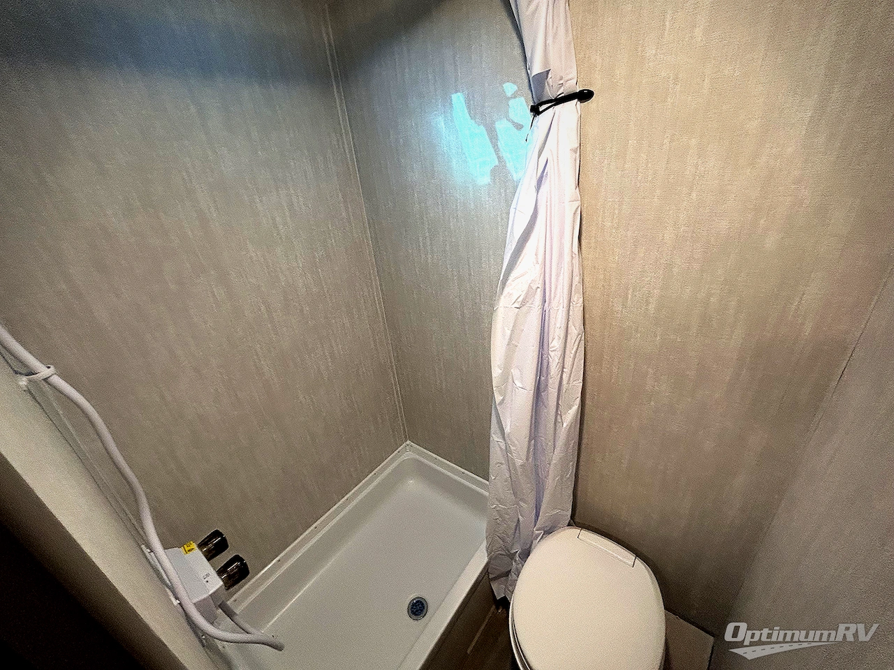 2025 Forest River Viking 3K Series 17SBH Photo 9