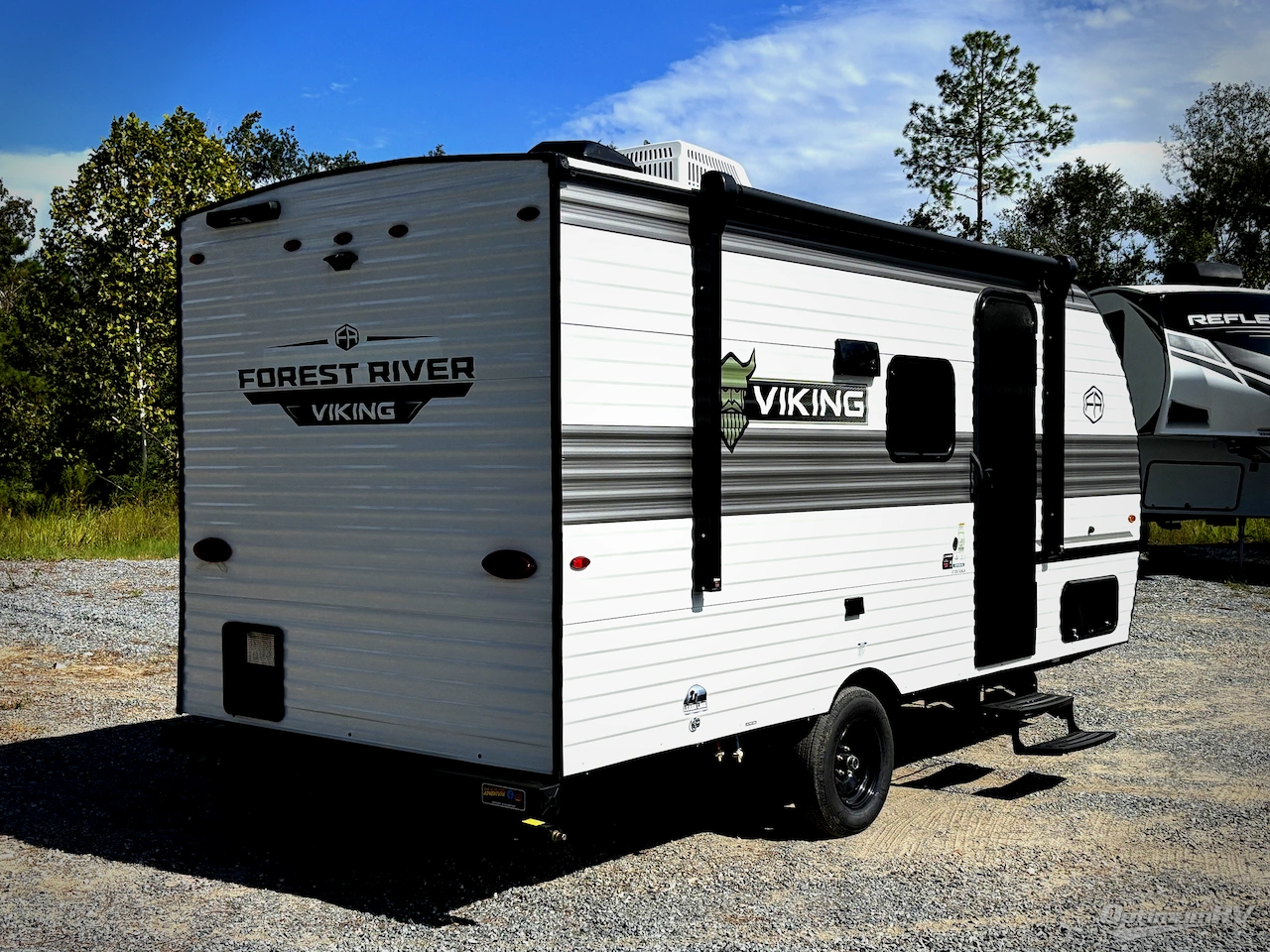 2025 Forest River Viking 3K Series 17SBH Photo 2