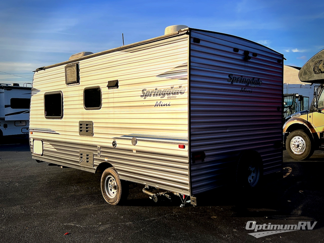 2020 Keystone Springdale Mini 1700FQ Photo 3