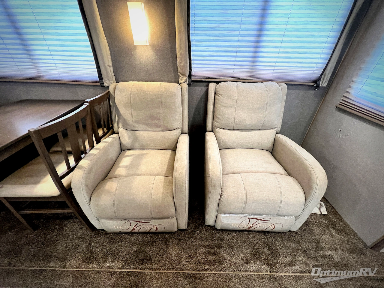 2020 Coachmen Catalina Legacy 333RETS Photo 7