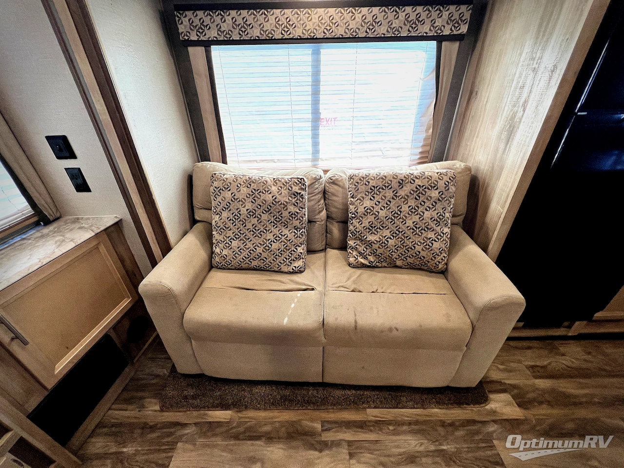 2020 Coachmen Catalina Legacy 333RETS Photo 13