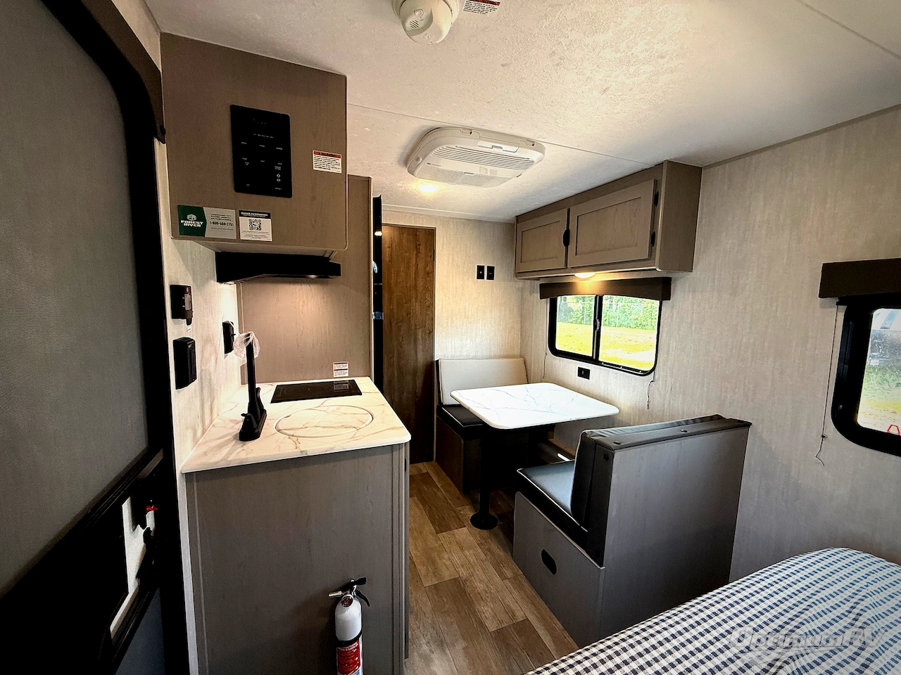 2025 Forest River Viking 3K Series 17SFQ Photo 4