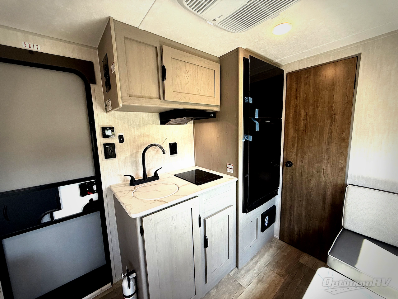 2025 Forest River Viking 3K Series 17SFQ Photo 8