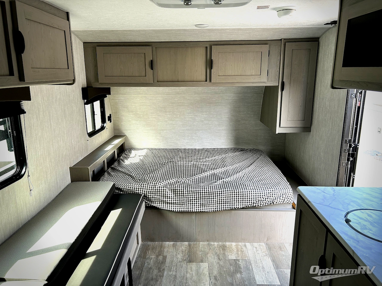 2025 Forest River Viking 4K Series 18BH Photo 6