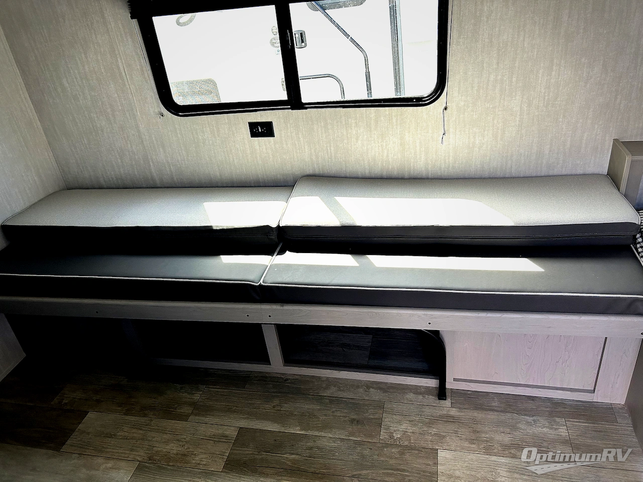 2025 Forest River Viking 4K Series 18BH Photo 7