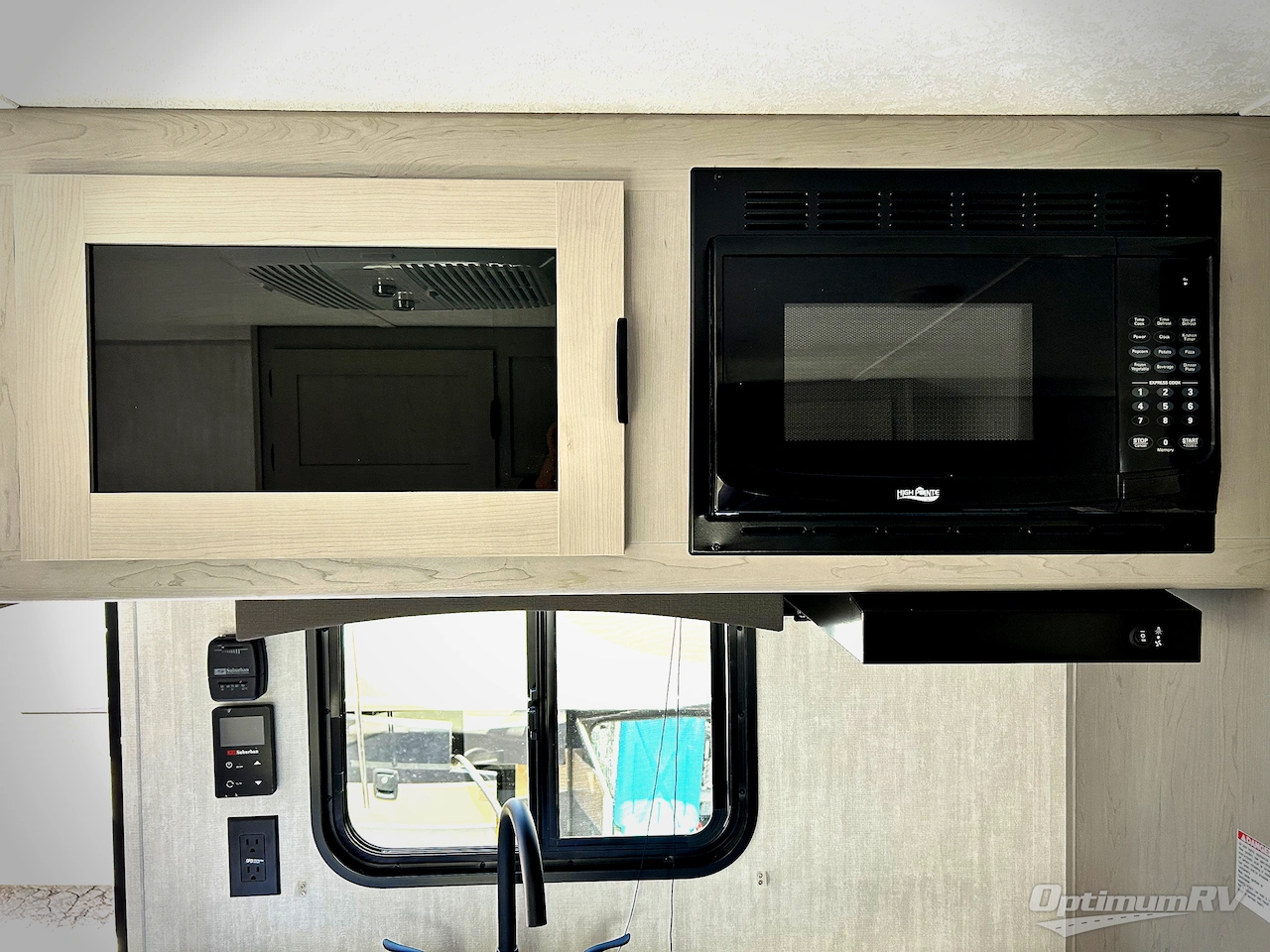 2025 Forest River Viking 4K Series 18BH Photo 10