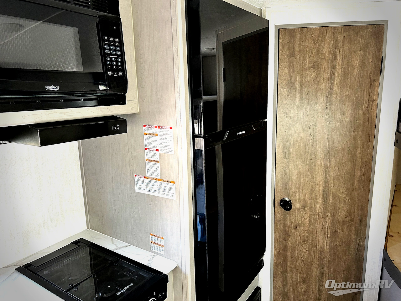 2025 Forest River Viking 4K Series 18BH Photo 11