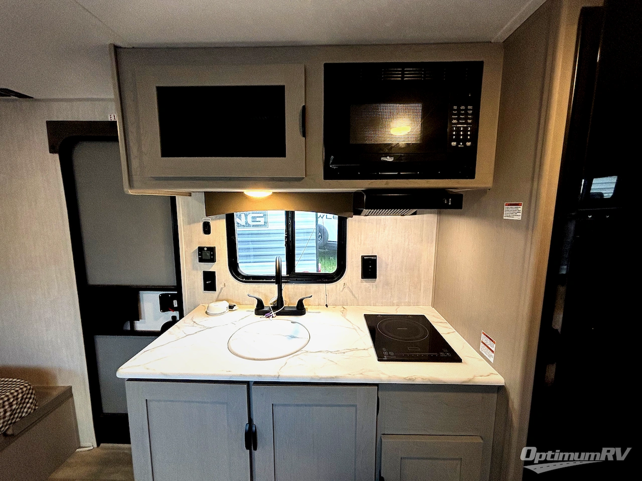 2025 Forest River Viking 4K Series 18BH Photo 11