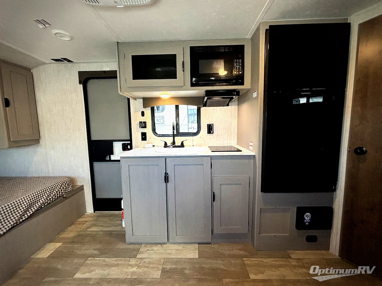 2025 Forest River Viking 4K Series 18BH Photo 17