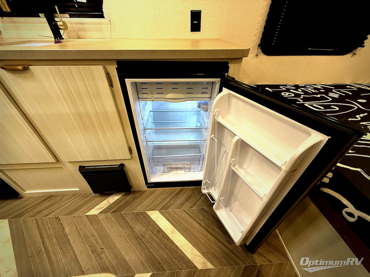 2026 Forest River Ozark 1620DBLE Photo 10