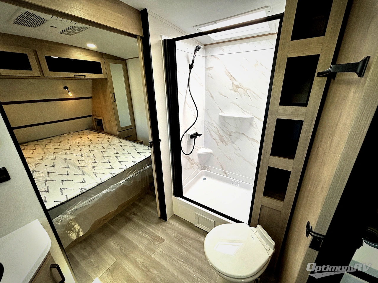 2026 Grand Design Imagine 2500RL Photo 14