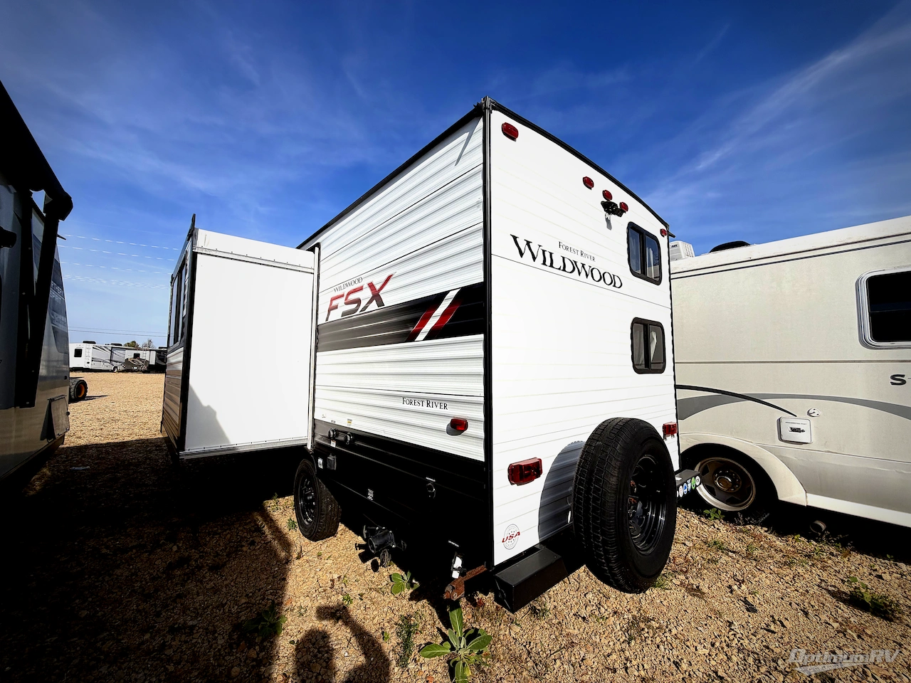 2021 Forest River Wildwood FSX 178BHSK Photo 13