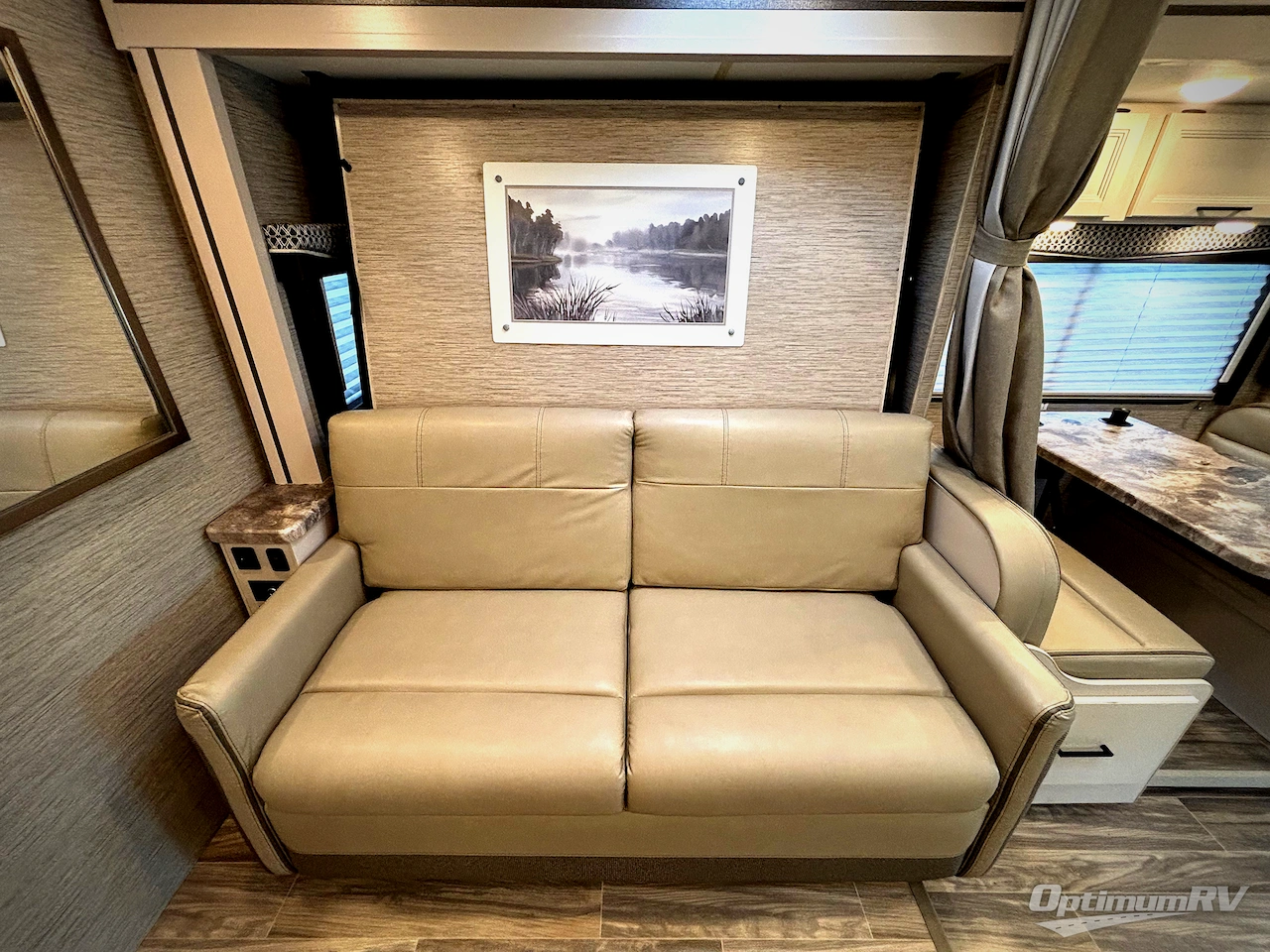 2023 Thor Four Winds 25M Photo 15