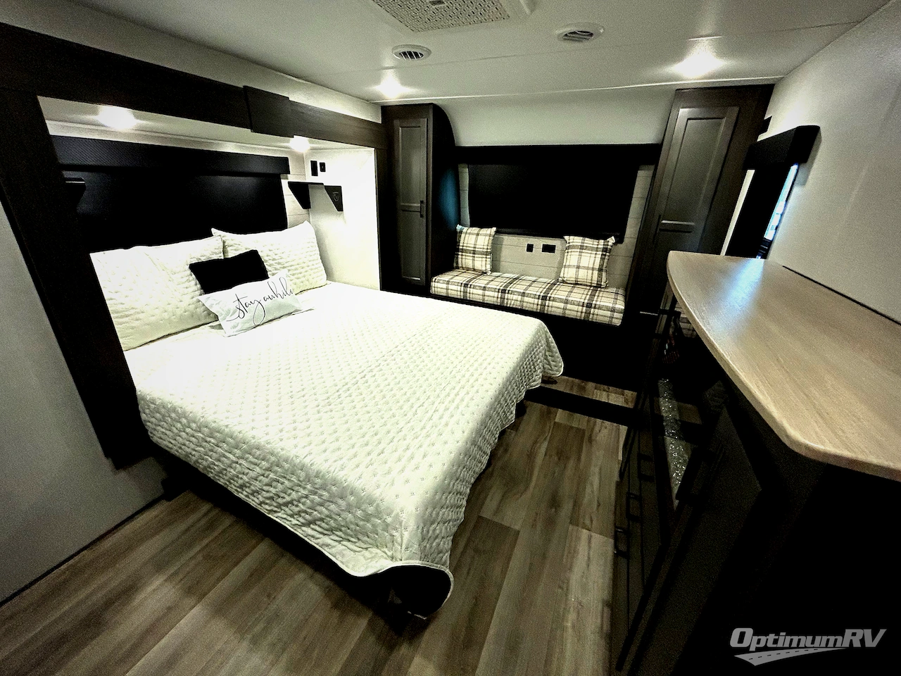 2025 Venture SportTrek Touring Edition STTF353VIK Photo 7