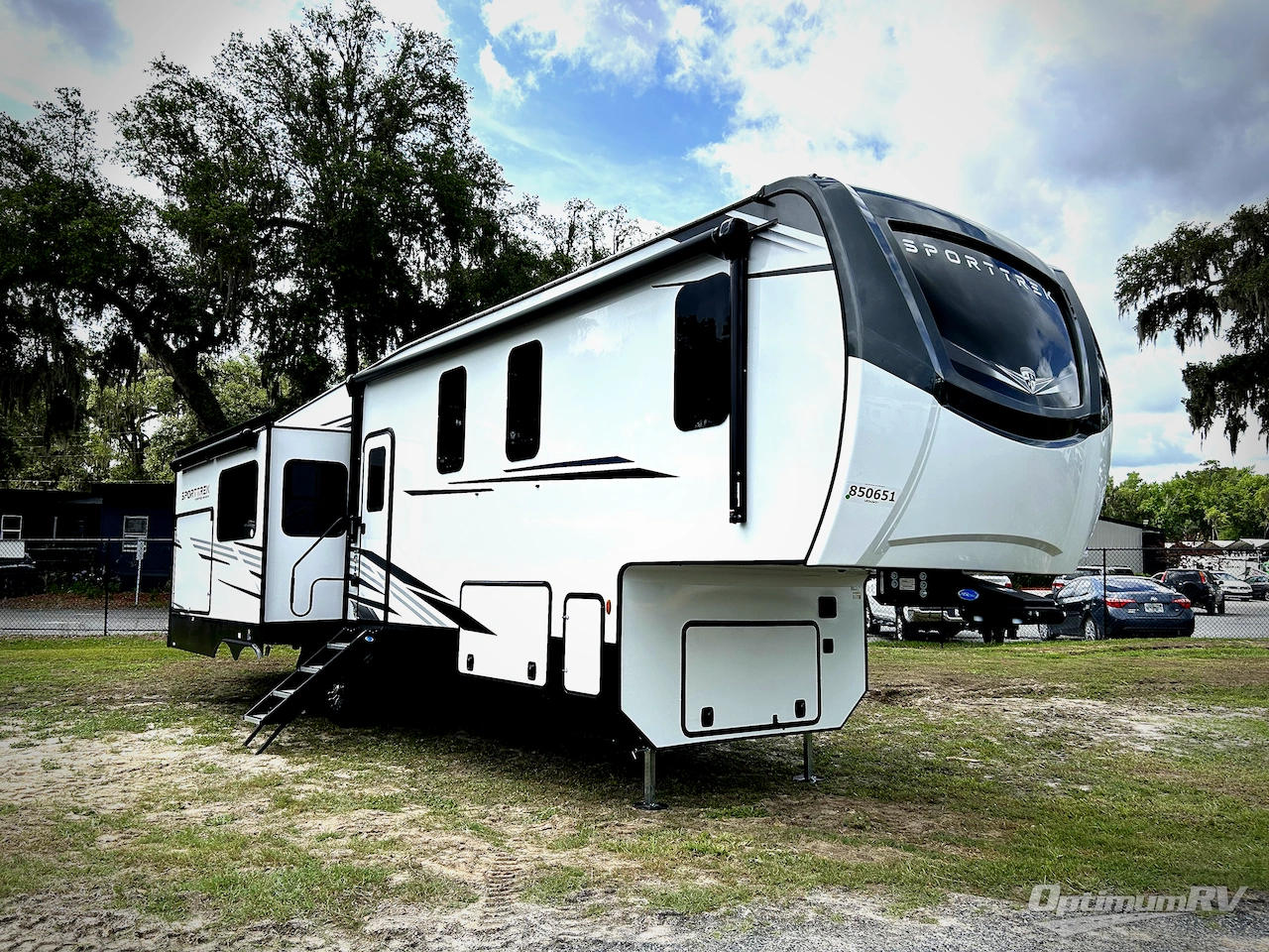 2025 Venture SportTrek Touring Edition STTF353VIK Photo 1