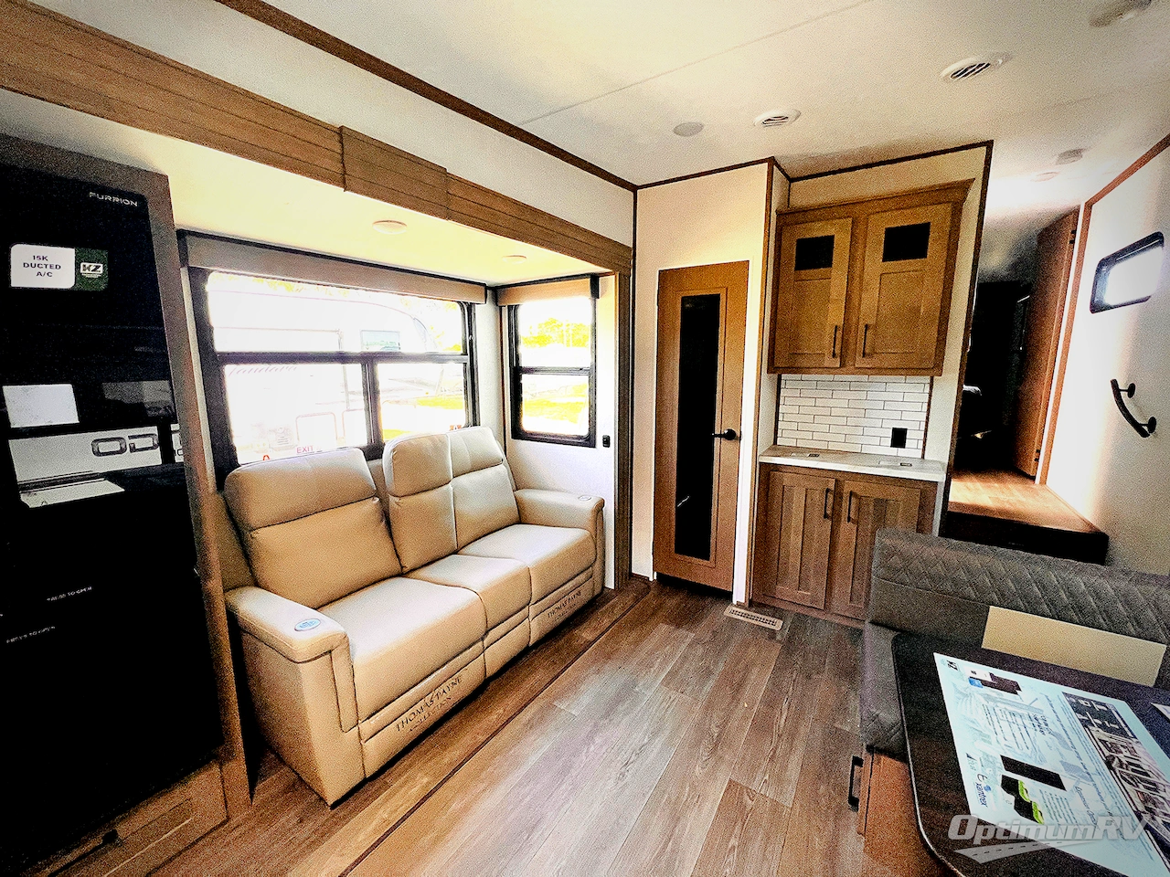 2025 KZ Durango Half-Ton 232MLD Photo 6