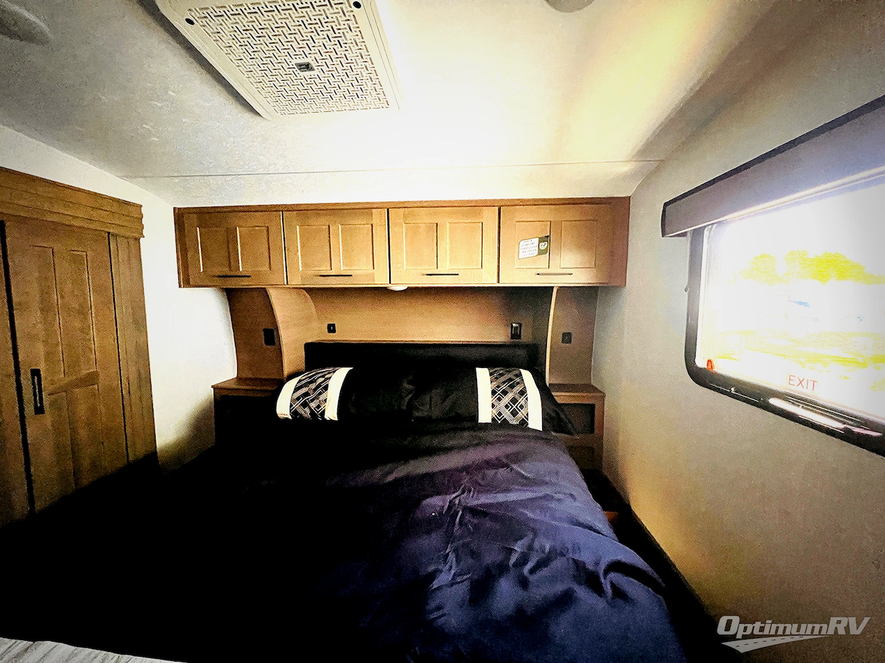 2025 KZ Durango Half-Ton 232MLD Photo 15