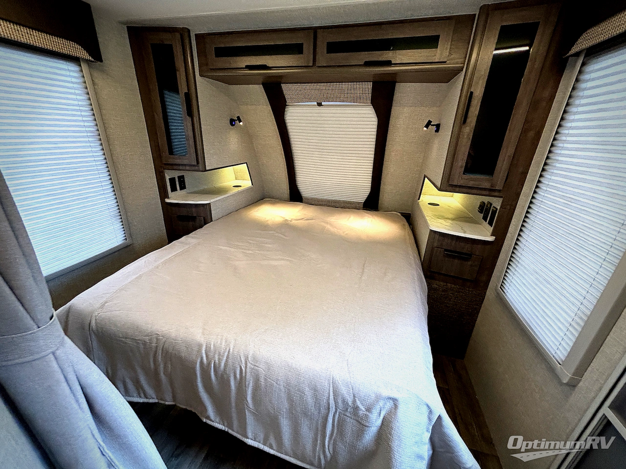 2026 Lance Lance Travel Trailers 2565 Photo 7