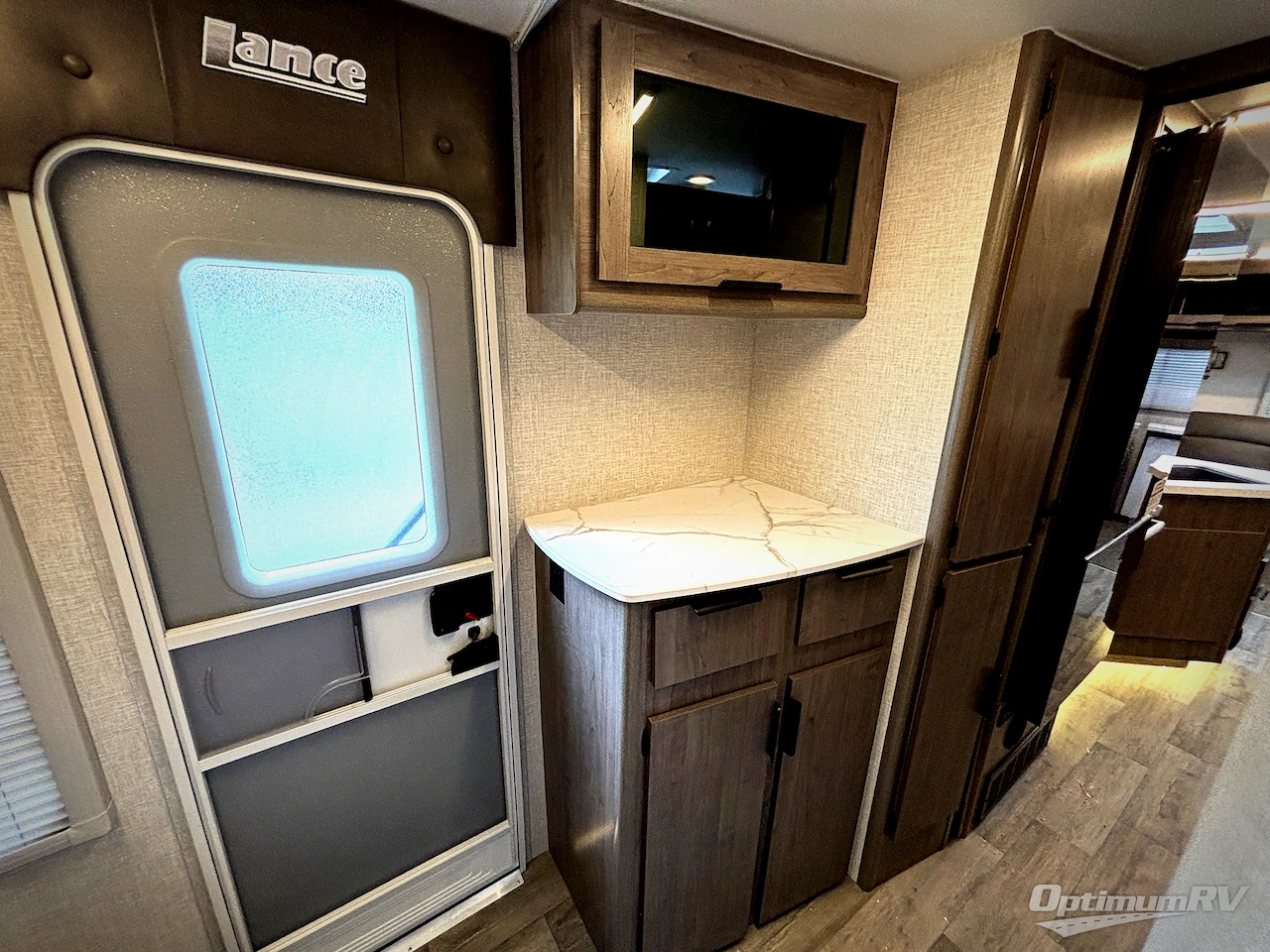 2026 Lance Lance Travel Trailers 2565 Photo 8