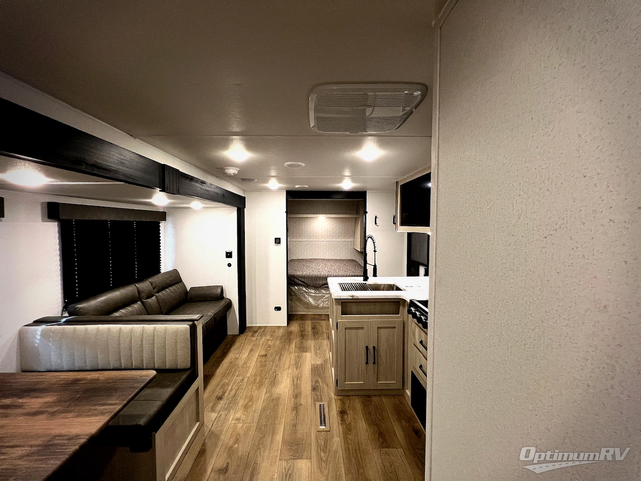 2026 Palomino Puma Camping Edition 305BHCE Photo 4