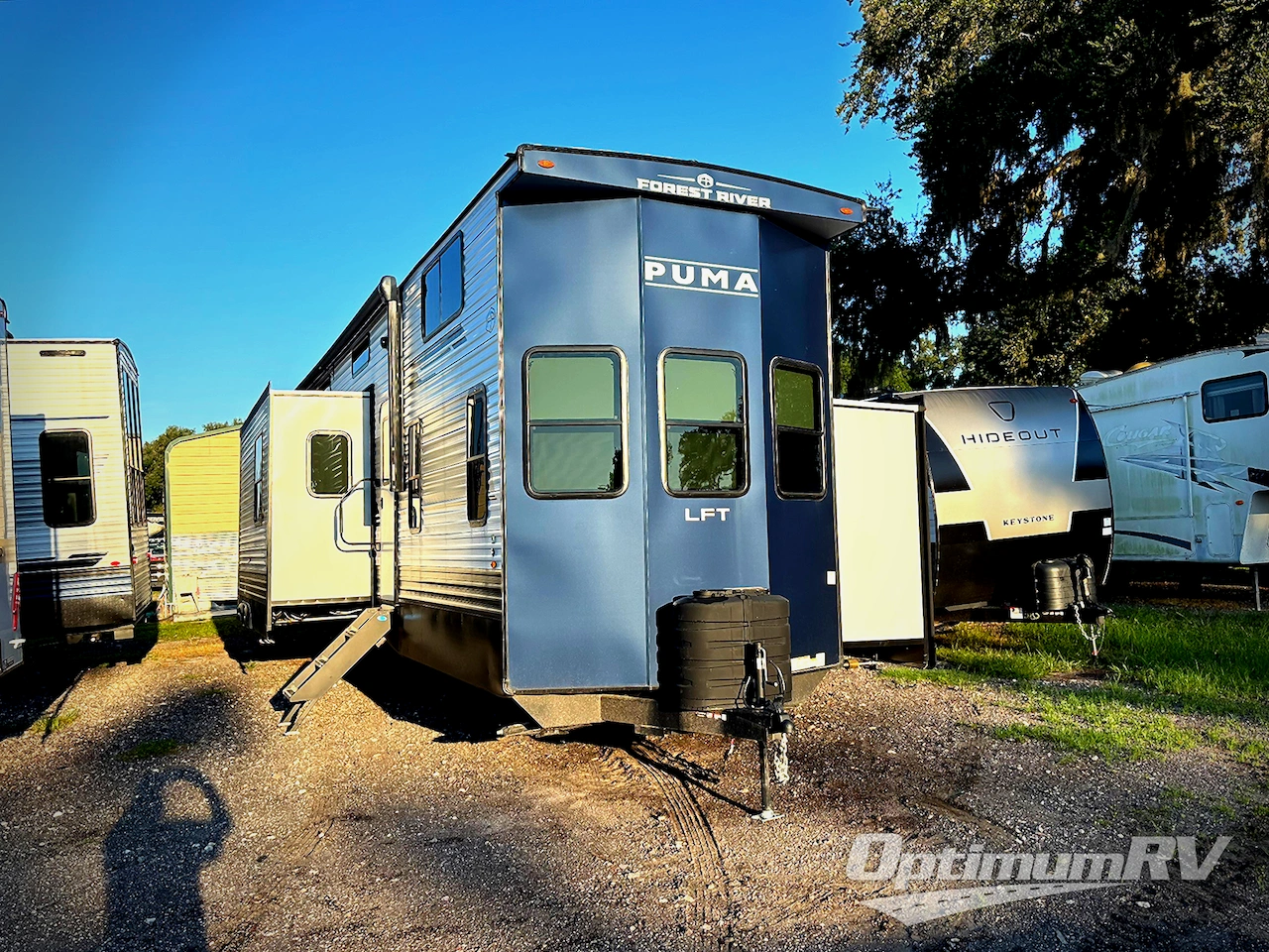 2026 Palomino Puma Destination 420LFT Photo 1