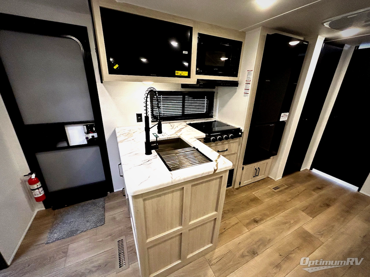 2026 Palomino Puma Camping Edition 250RBCE Photo 7
