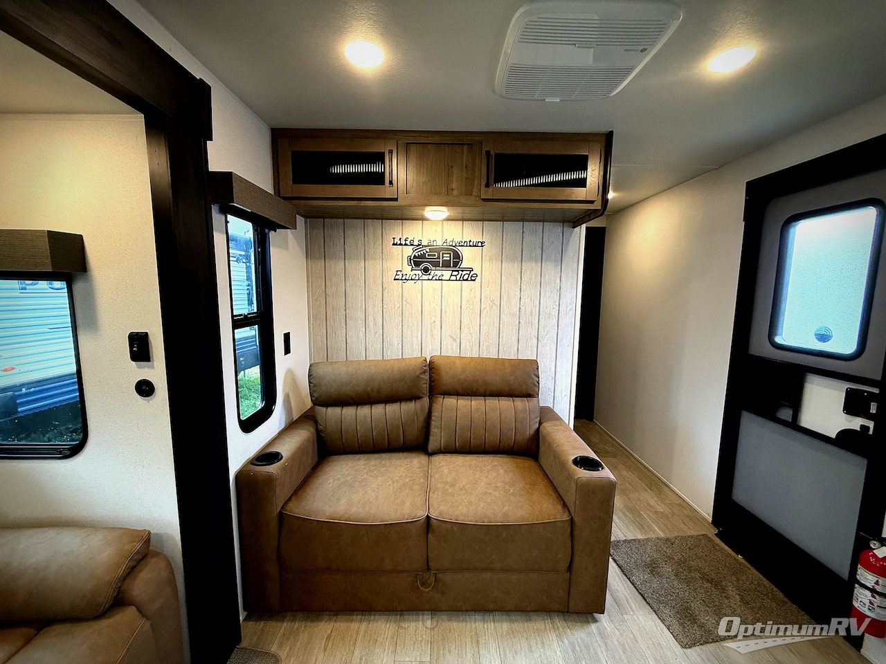 2026 Palomino Puma 30RKQS Photo 6