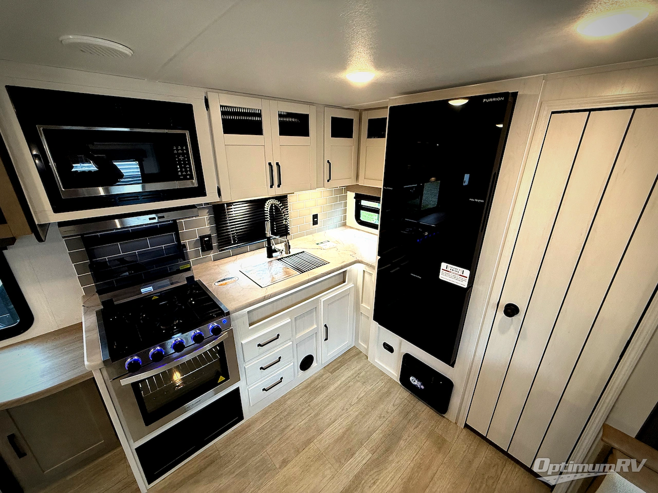 2026 Palomino Puma 30RKQS Photo 9