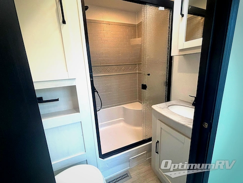 2026 Palomino Puma Destination 37PFL RV Photo 4