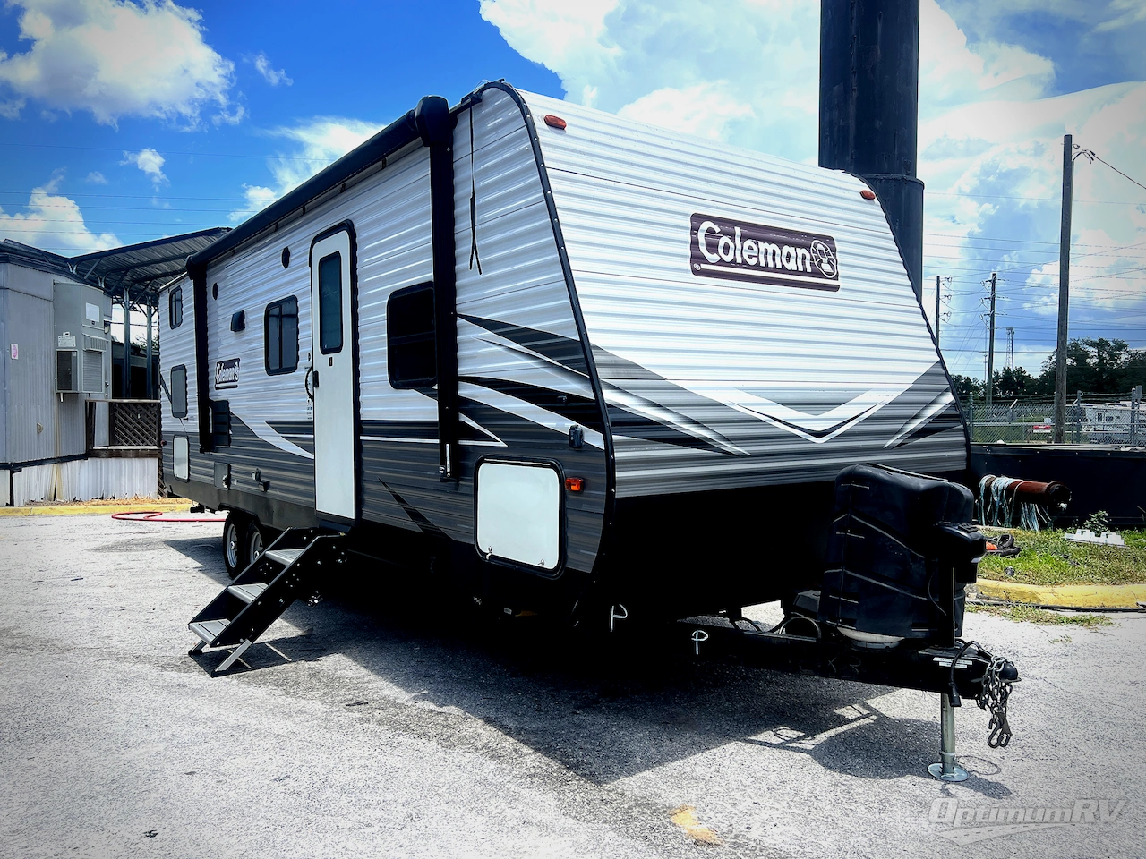 2020 Dutchmen Coleman Lantern LT Series 262BH Photo 1