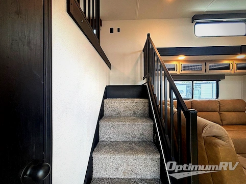 2026 Palomino Puma Destination 420LFT RV Photo 2