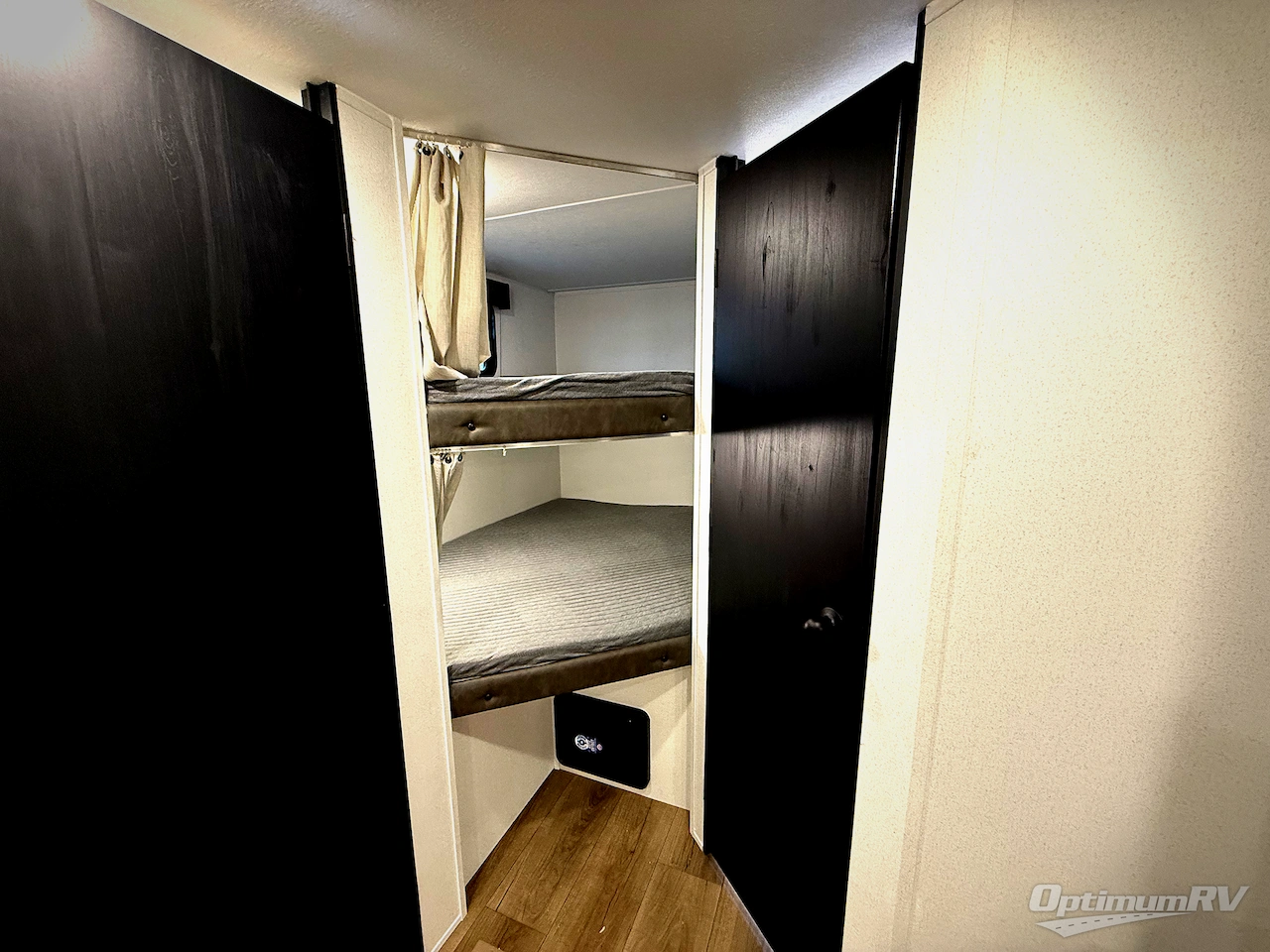 2026 Forest River Puma Camping Edition 283BHCE Photo 14