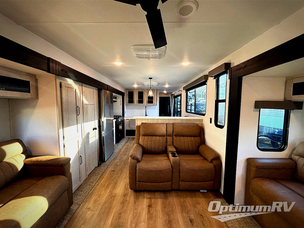 2026 Palomino Puma Destination 38DEN Photo 5