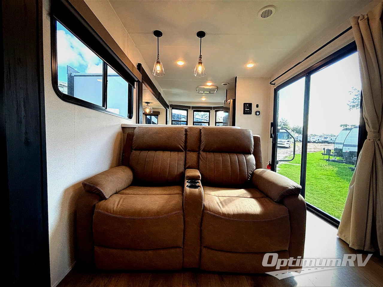 2026 Forest River Puma Vista 39FKL Photo 11